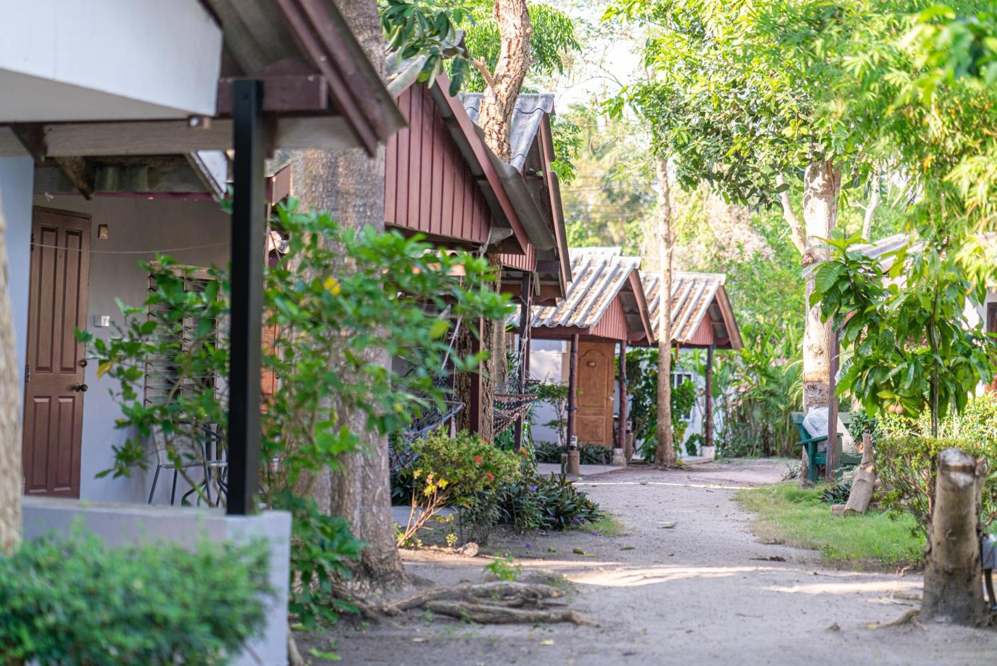 The Cosy Koh Phangan And Restaurant Hotel Thong Sala Exterior photo